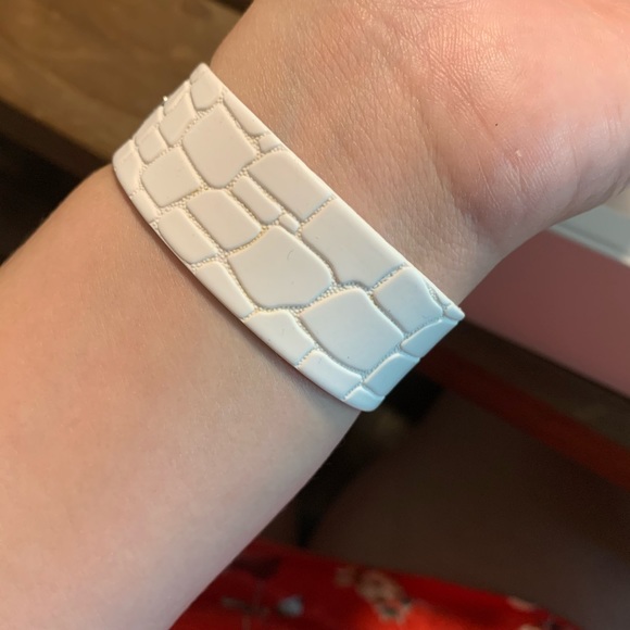 Michael Kors Access Watch - Picture 6 of 6